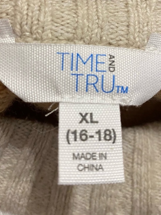 Time and Tru Sweater - Picture 6 of 6